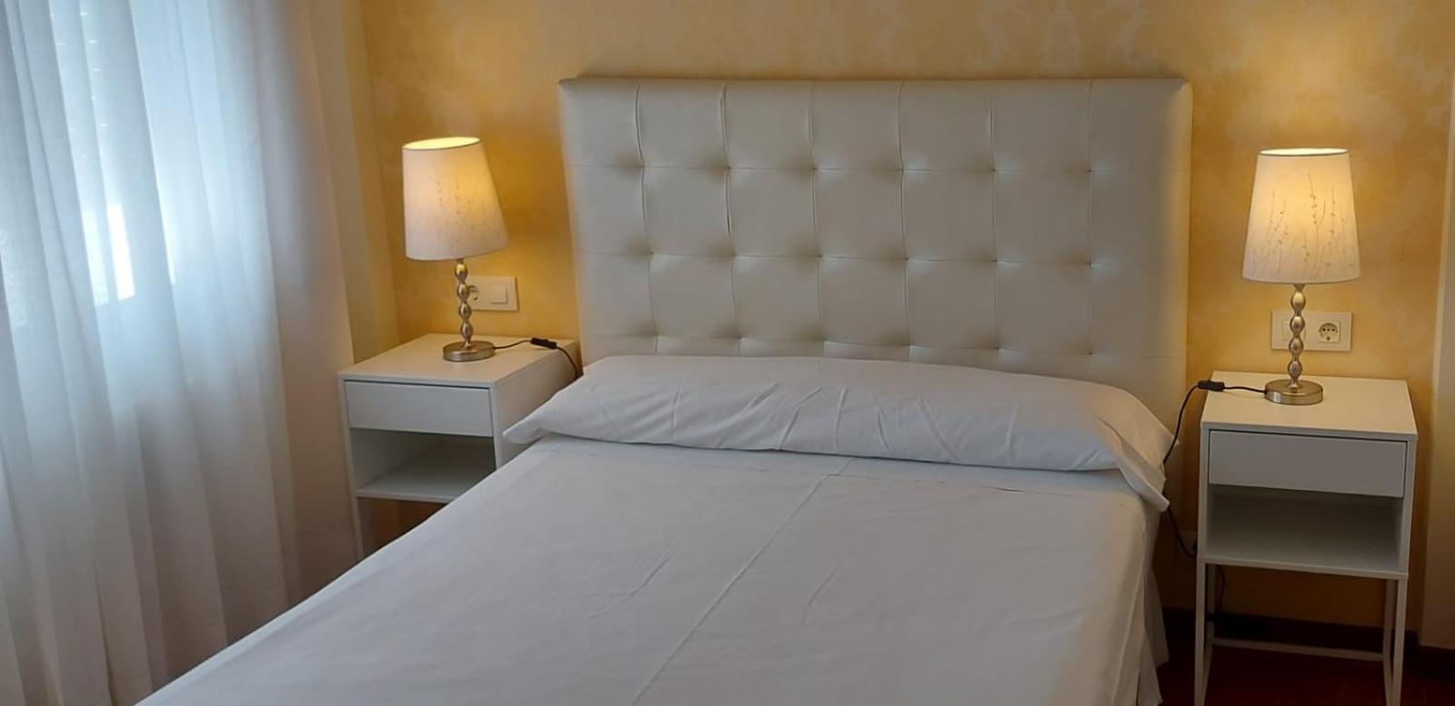 Apartamentos Turisticos Arosa Ogrove O Grove Exterior foto